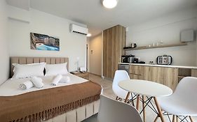 Acropolis View Luxurious Studio Living